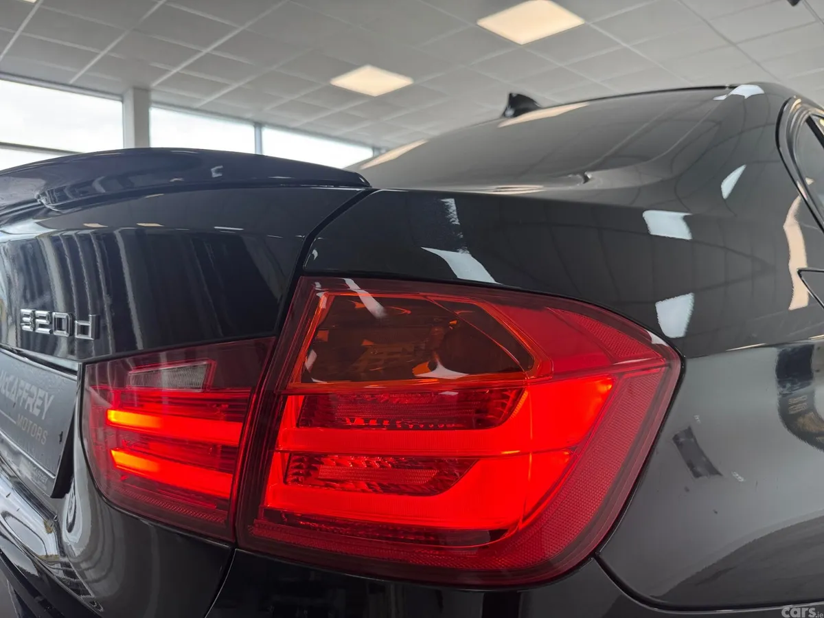 BMW 3-Series Saloon, Diesel, 2015, Black