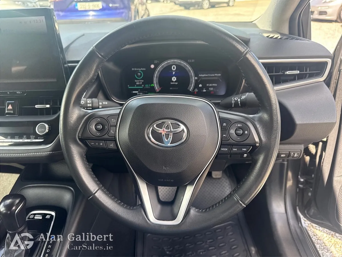 Toyota Corolla Saloon, Petrol Hybrid, 2023, Grey