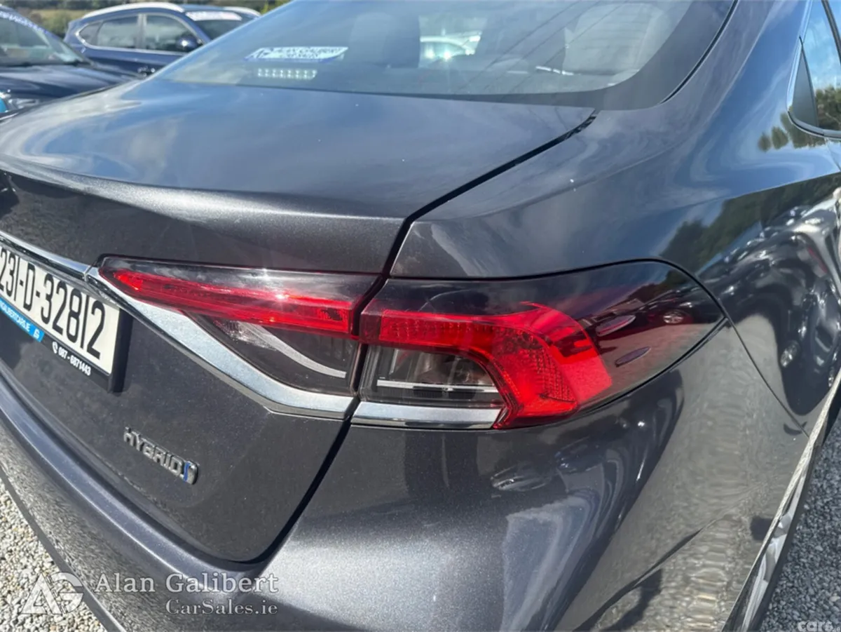 Toyota Corolla Saloon, Petrol Hybrid, 2023, Grey