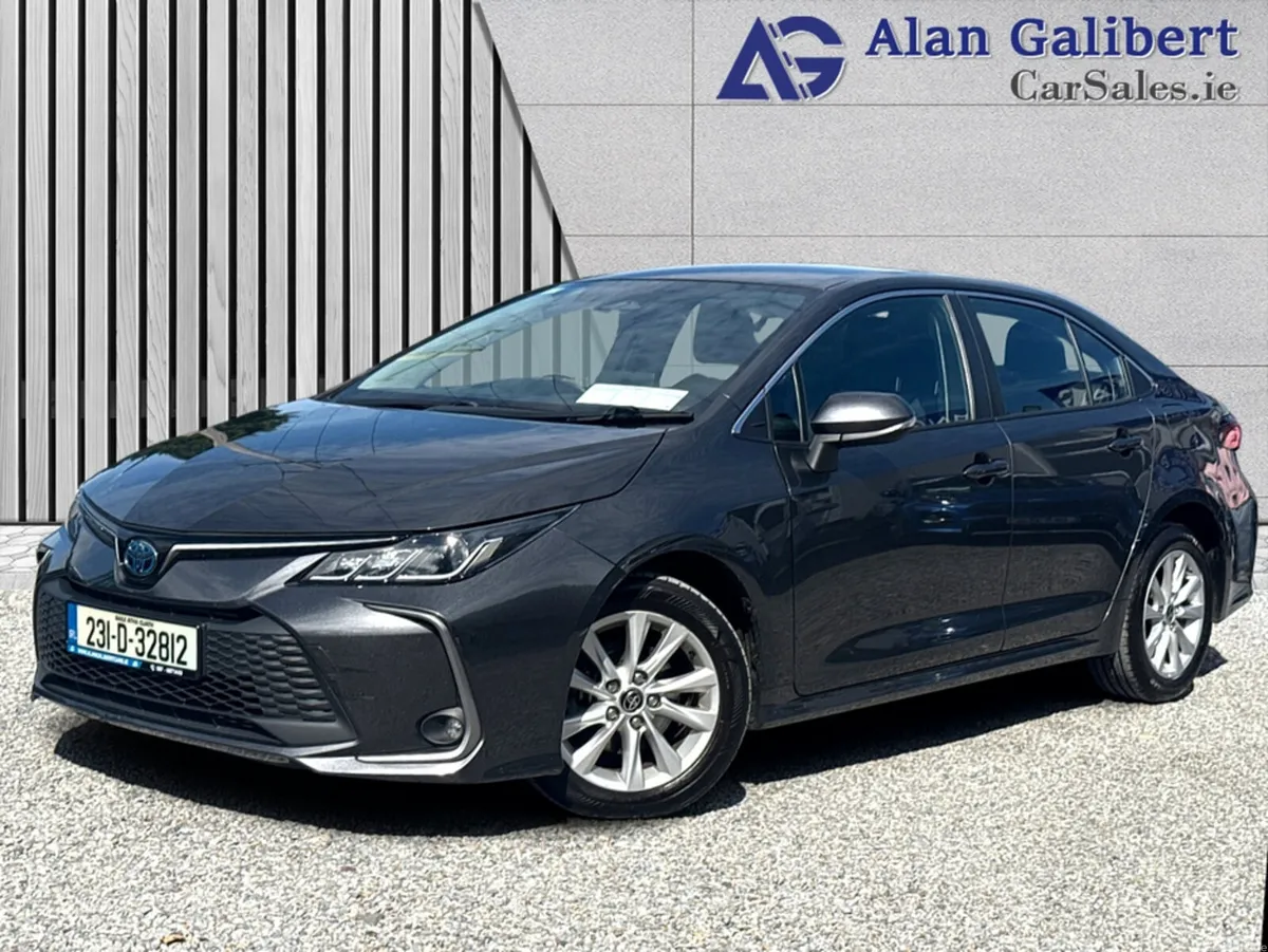 Toyota Corolla Saloon, Petrol Hybrid, 2023, Grey