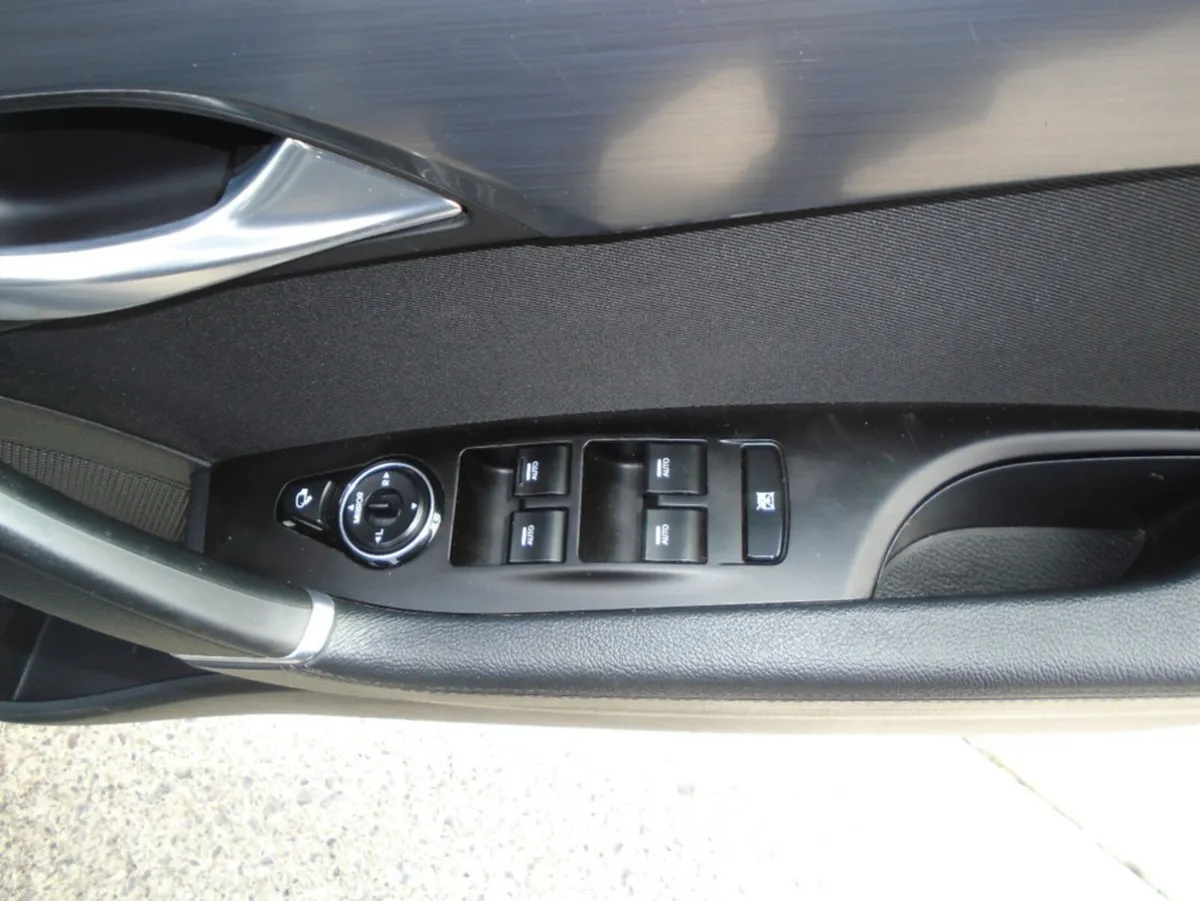 Hyundai i40 Estate, Diesel, 2015, Silver