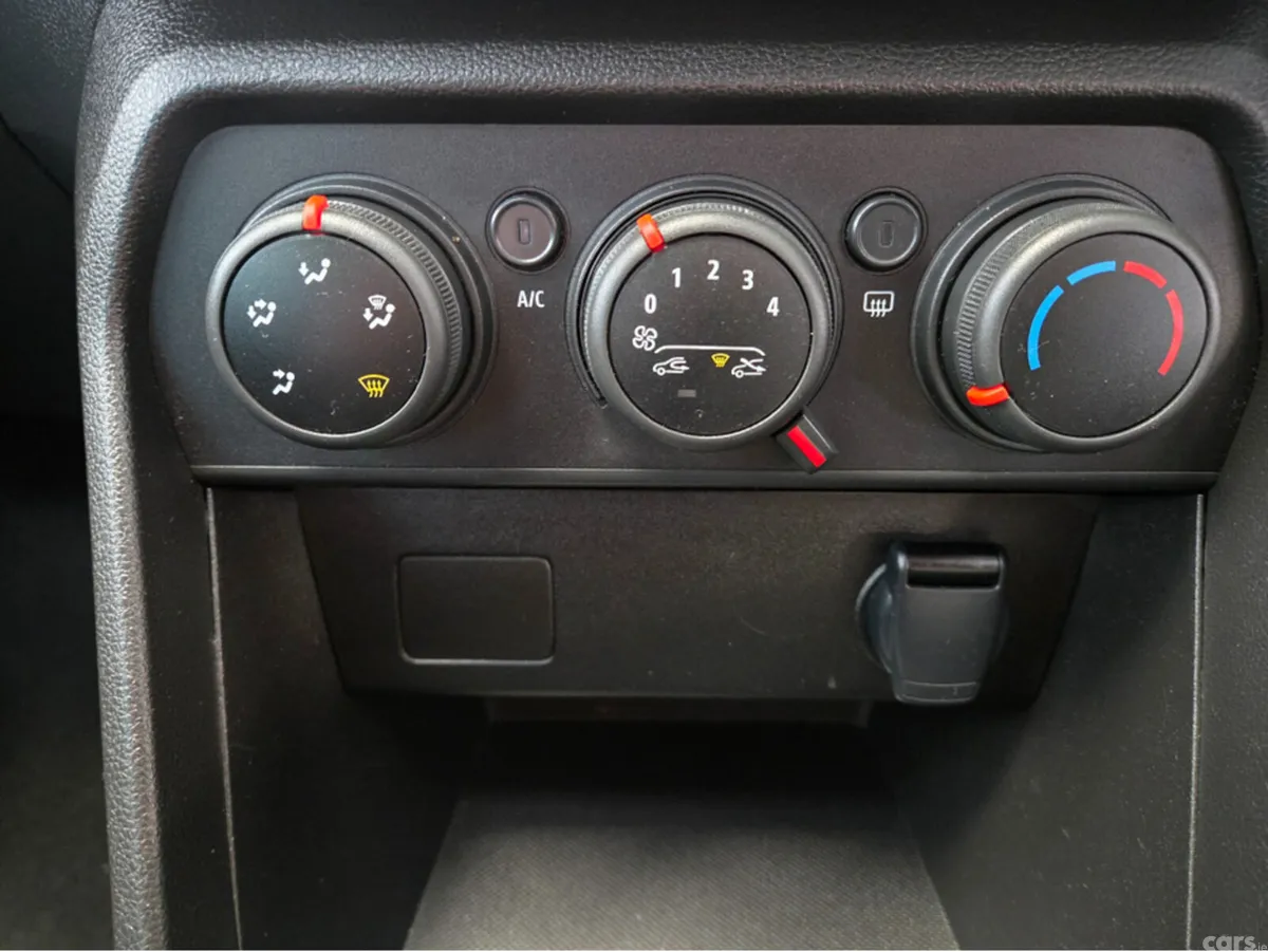 Dacia Sandero Hatchback, Petrol, 2023, Grey