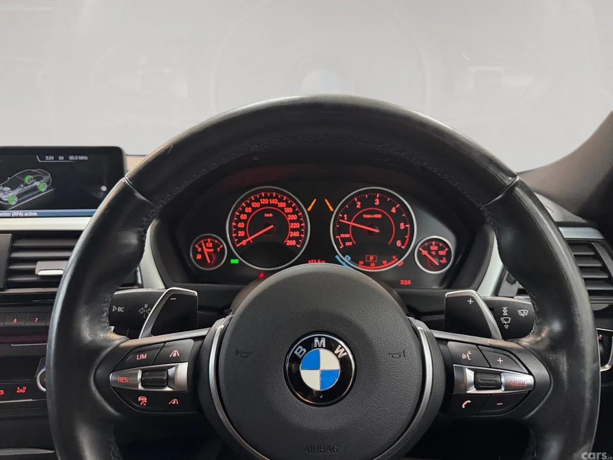 BMW 3-Series Saloon, Diesel, 2015, White
