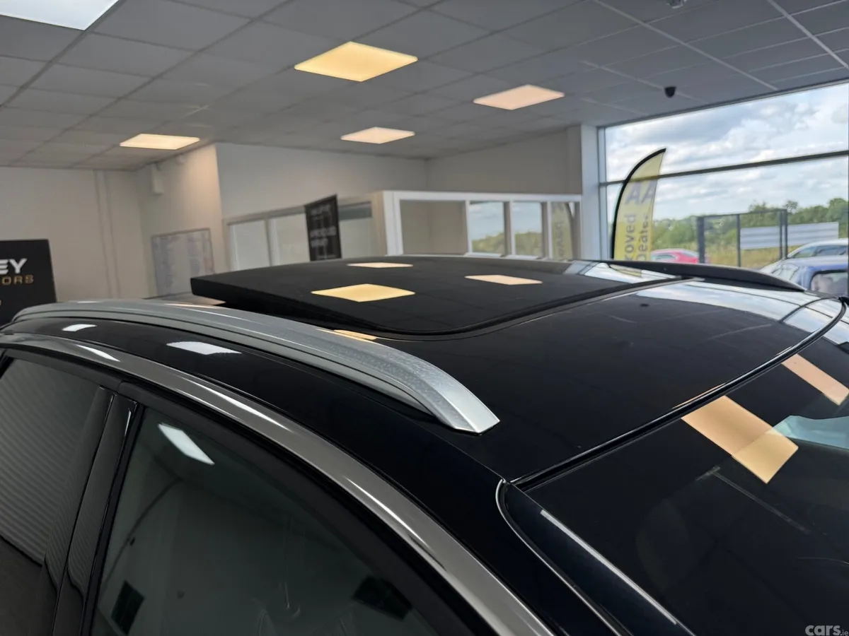 Peugeot 3008 SUV, Petrol Plug-in Hybrid, 2023, Grey