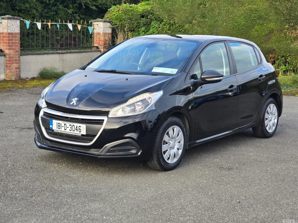 Peugeot 208 Hatchback, Diesel, 2018, Black