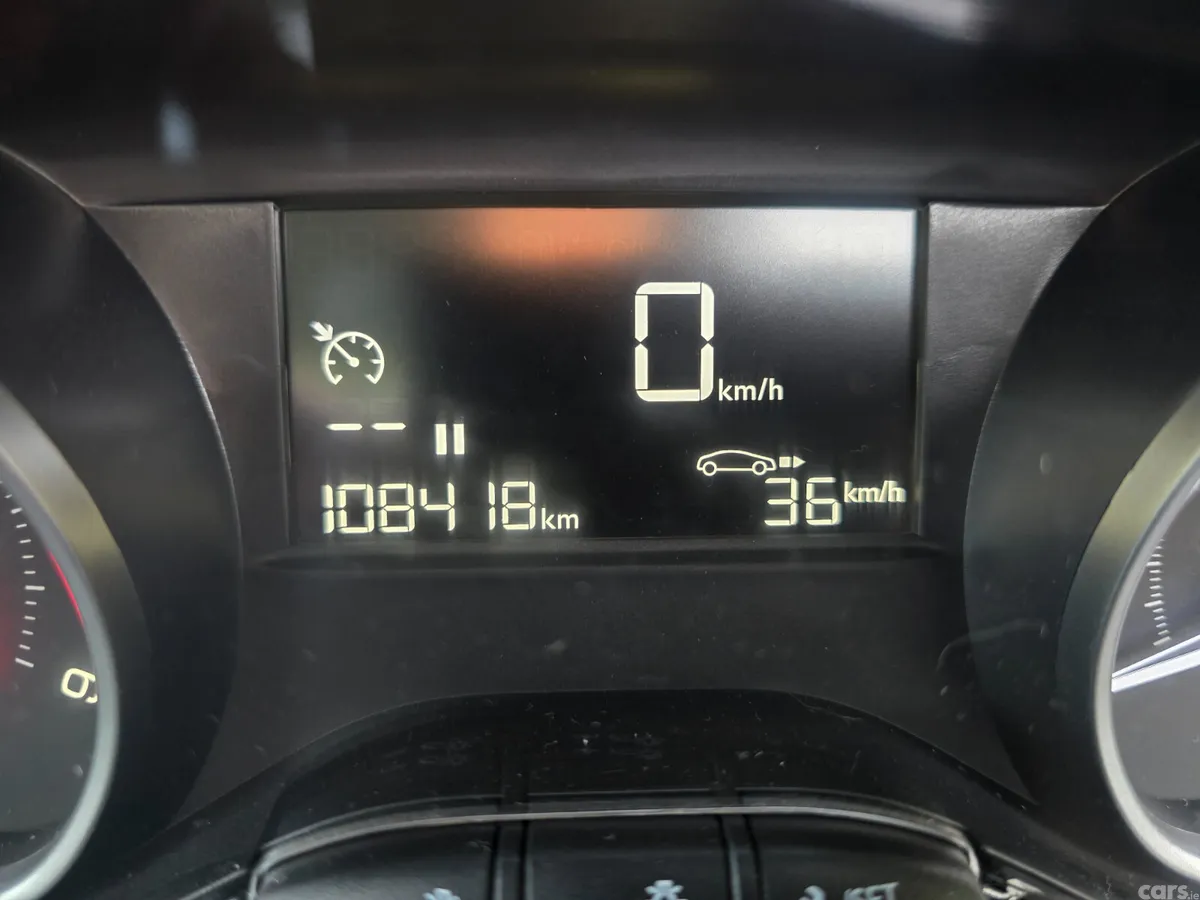 Peugeot 208 Hatchback, Diesel, 2018, Black