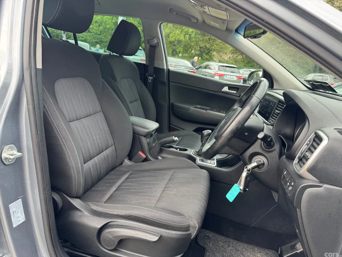 Kia Sportage SUV, Diesel Hybrid, 2021, Grey