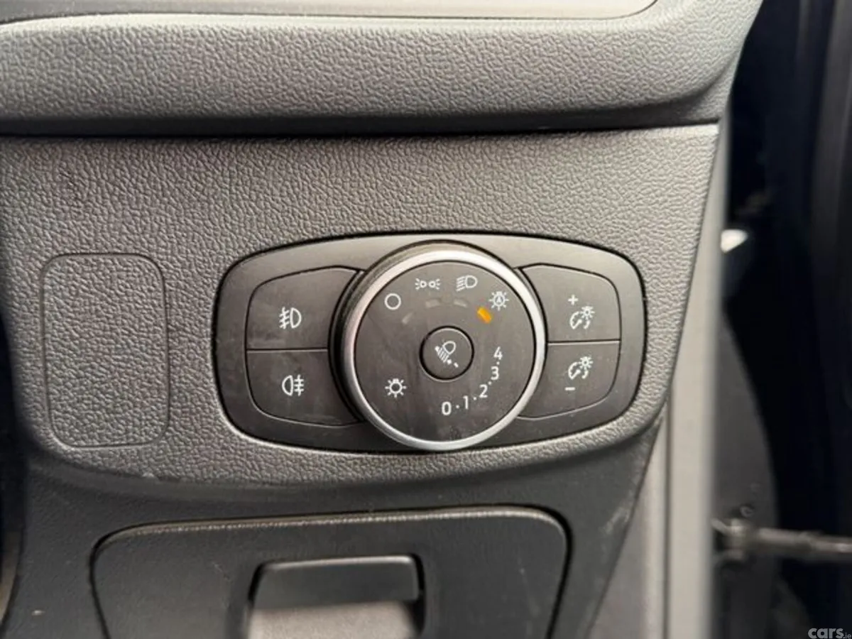 Ford Focus Hatchback, Diesel, 2020, Black