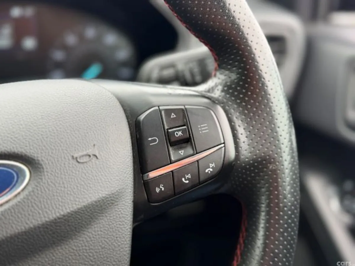 Ford Focus Hatchback, Diesel, 2020, Black