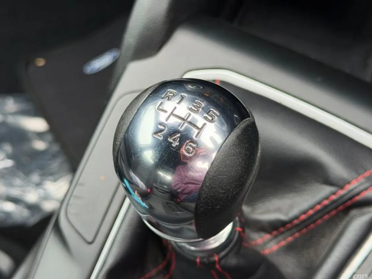 Ford Focus Hatchback, Diesel, 2020, Black