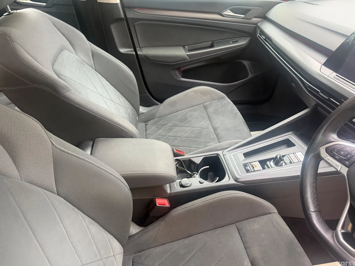 Volkswagen Golf Hatchback, Petrol Hybrid, 2022, Red
