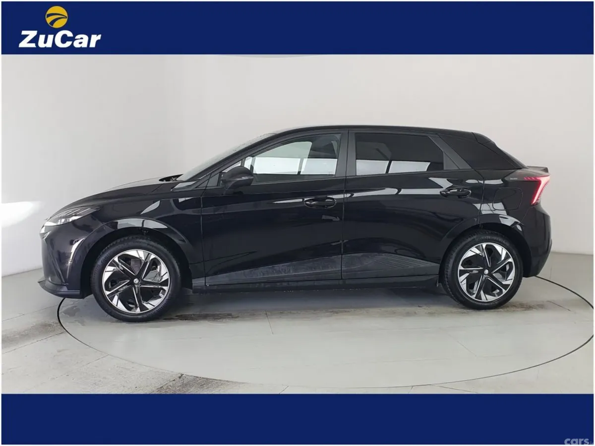 MG MG4 Hatchback, Electric, 2023, Black