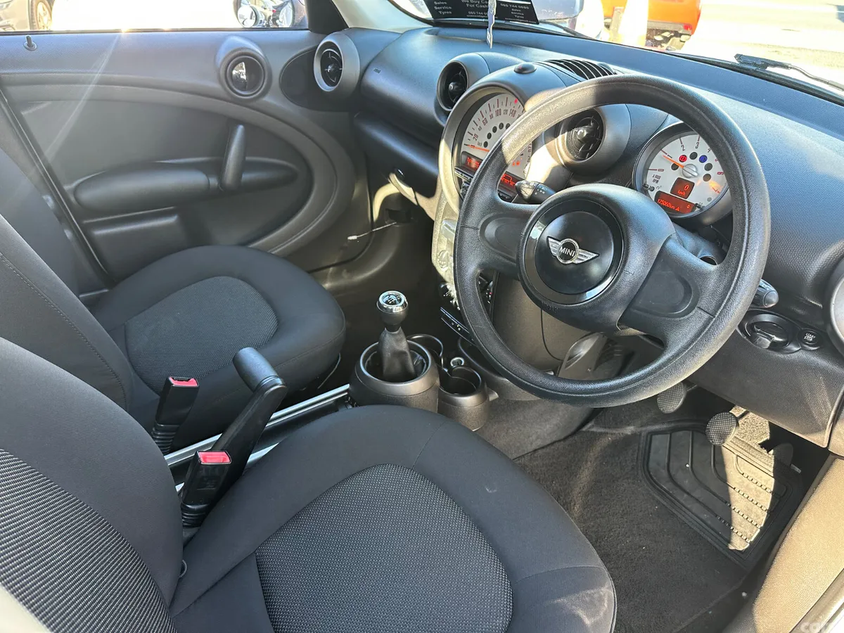 Mini One Hatchback, Diesel, 2012, White