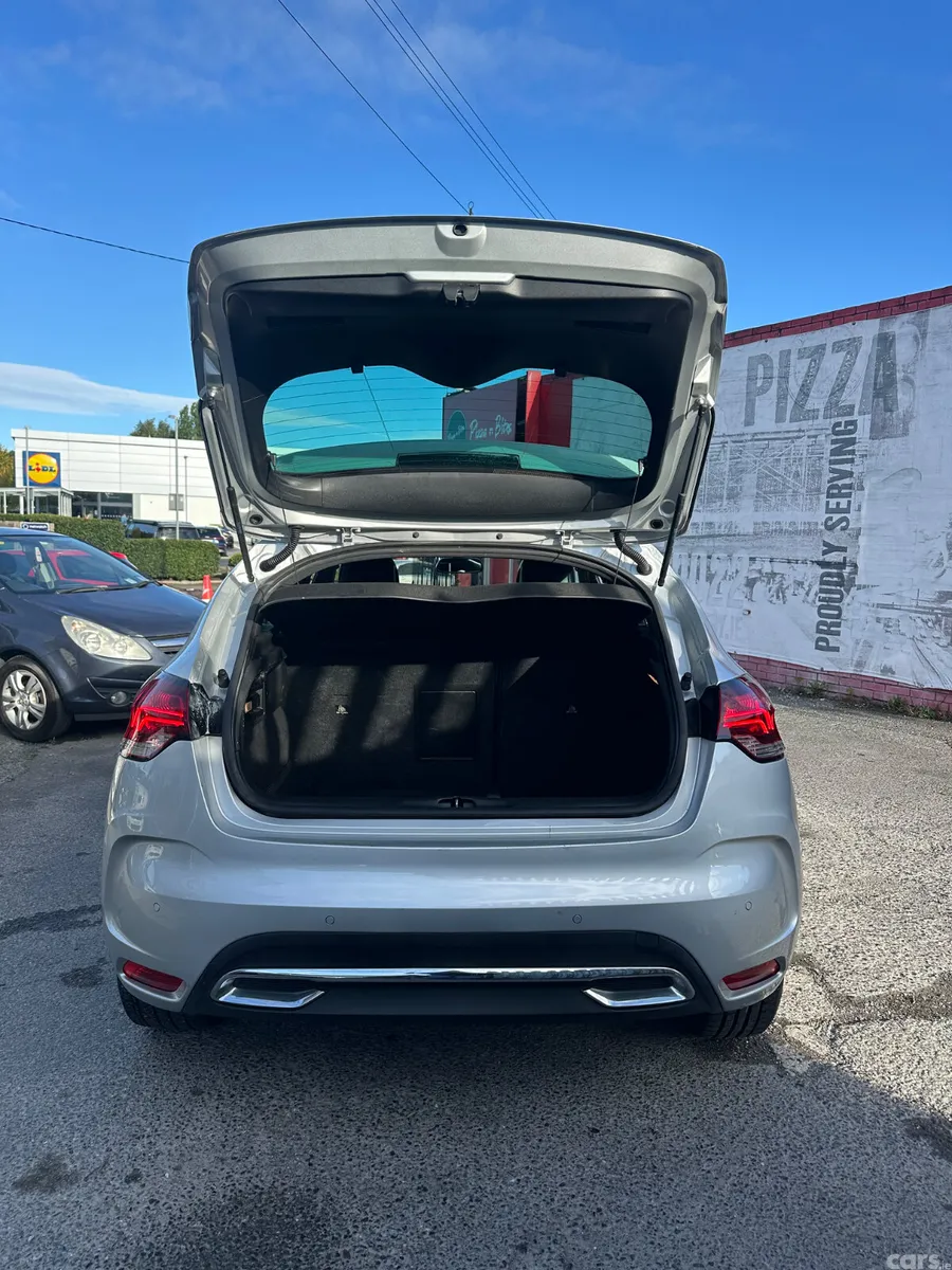 Citroen DS 4 Hatchback, Diesel, 2014, Silver