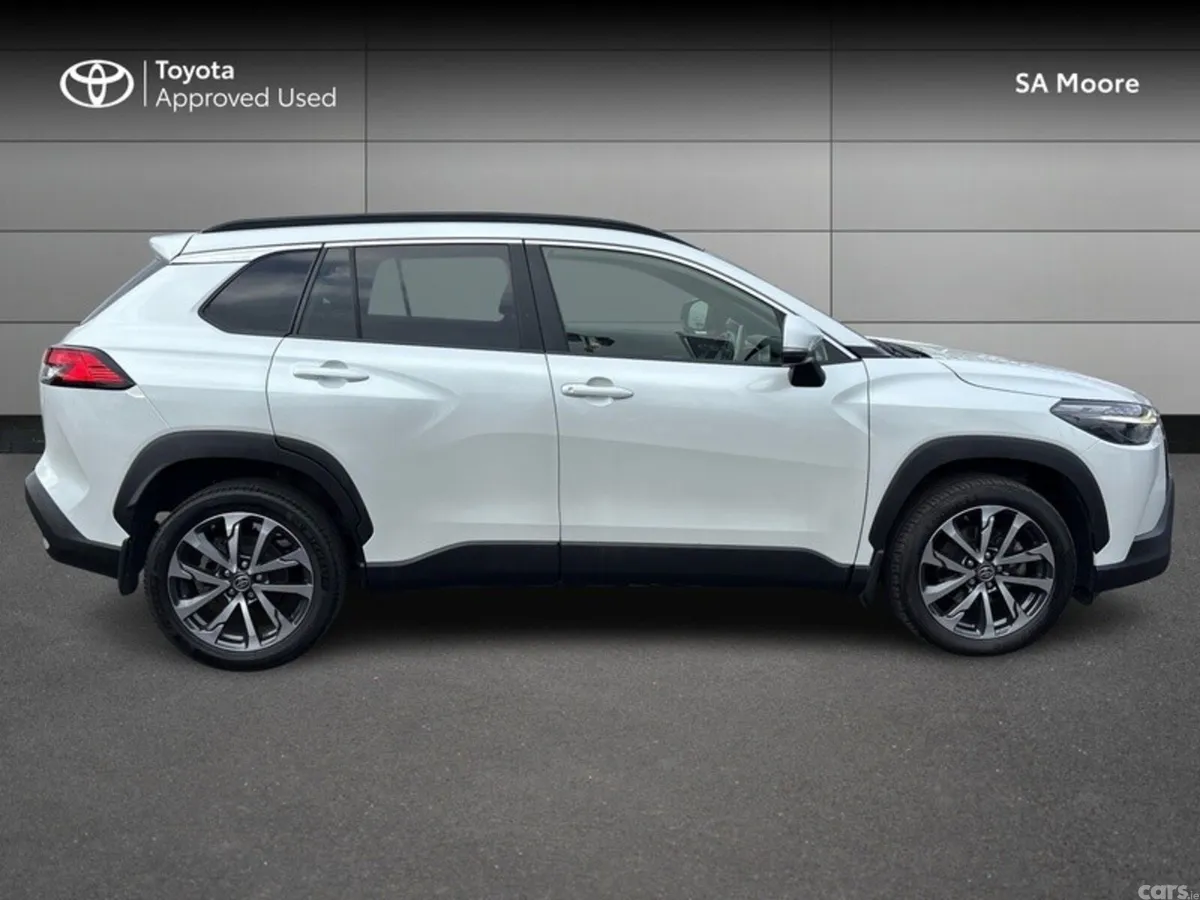 Toyota Corolla Cross SUV, Petrol Hybrid, 2023, White