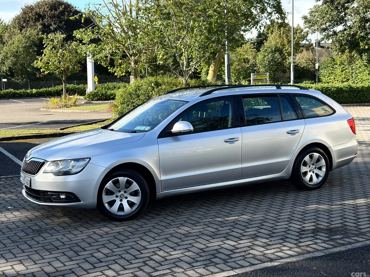 Skoda Superb Estate, Diesel, 2015, Silver