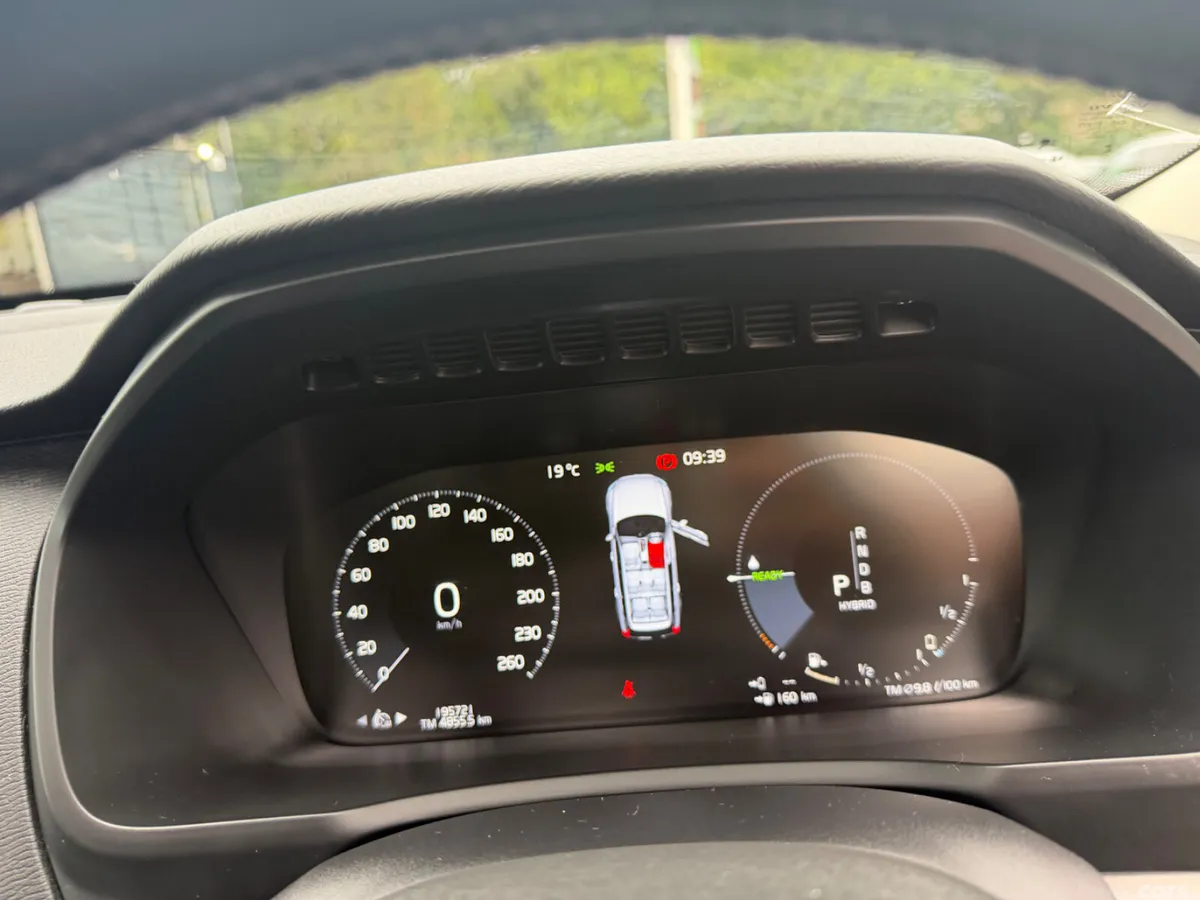 Volvo XC90 SUV, Petrol Plug-in Hybrid, 2019, Silver