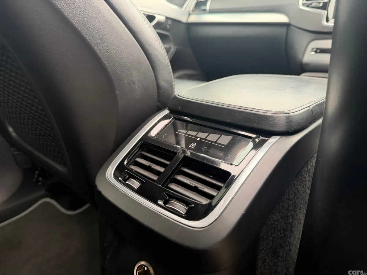 Volvo XC90 SUV, Petrol Plug-in Hybrid, 2019, Silver