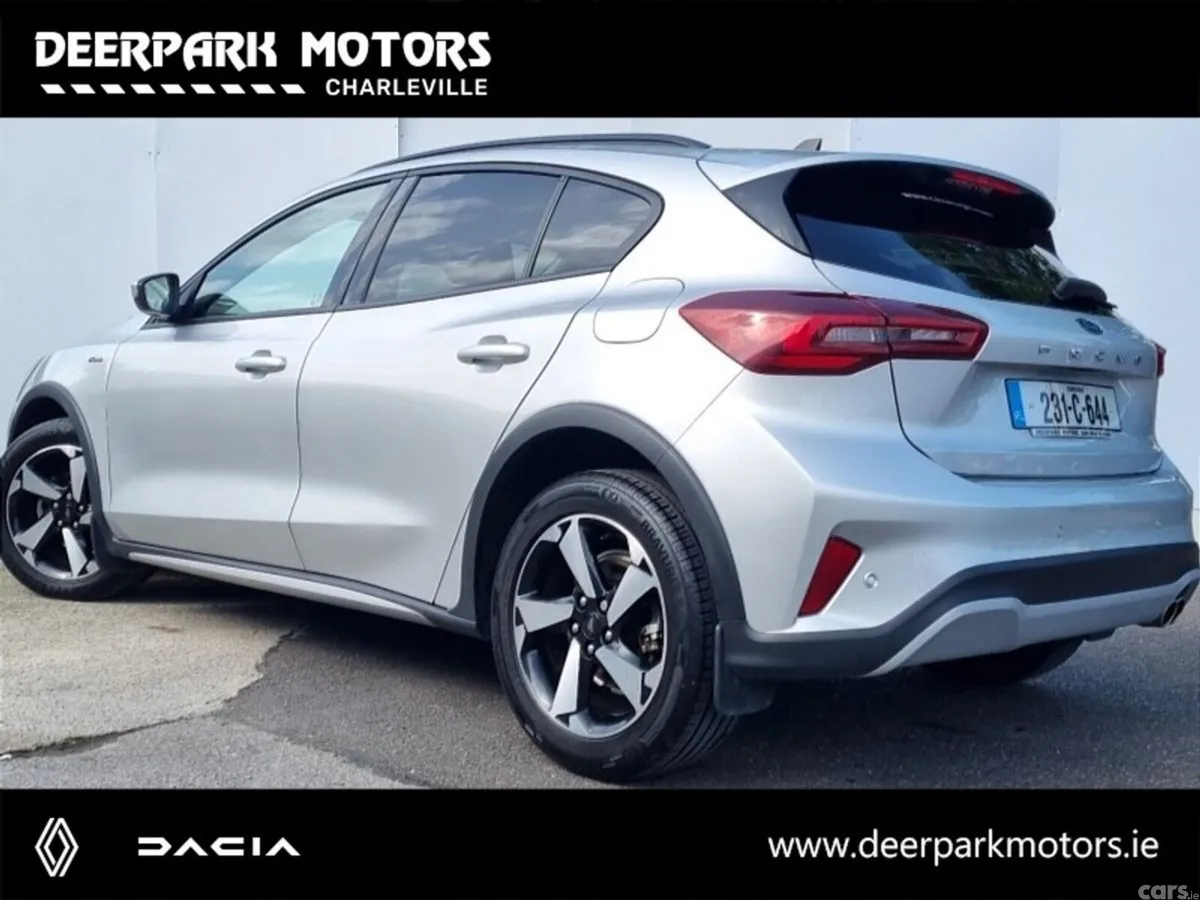 Ford Focus Hatchback, Petrol, 2023, Grey