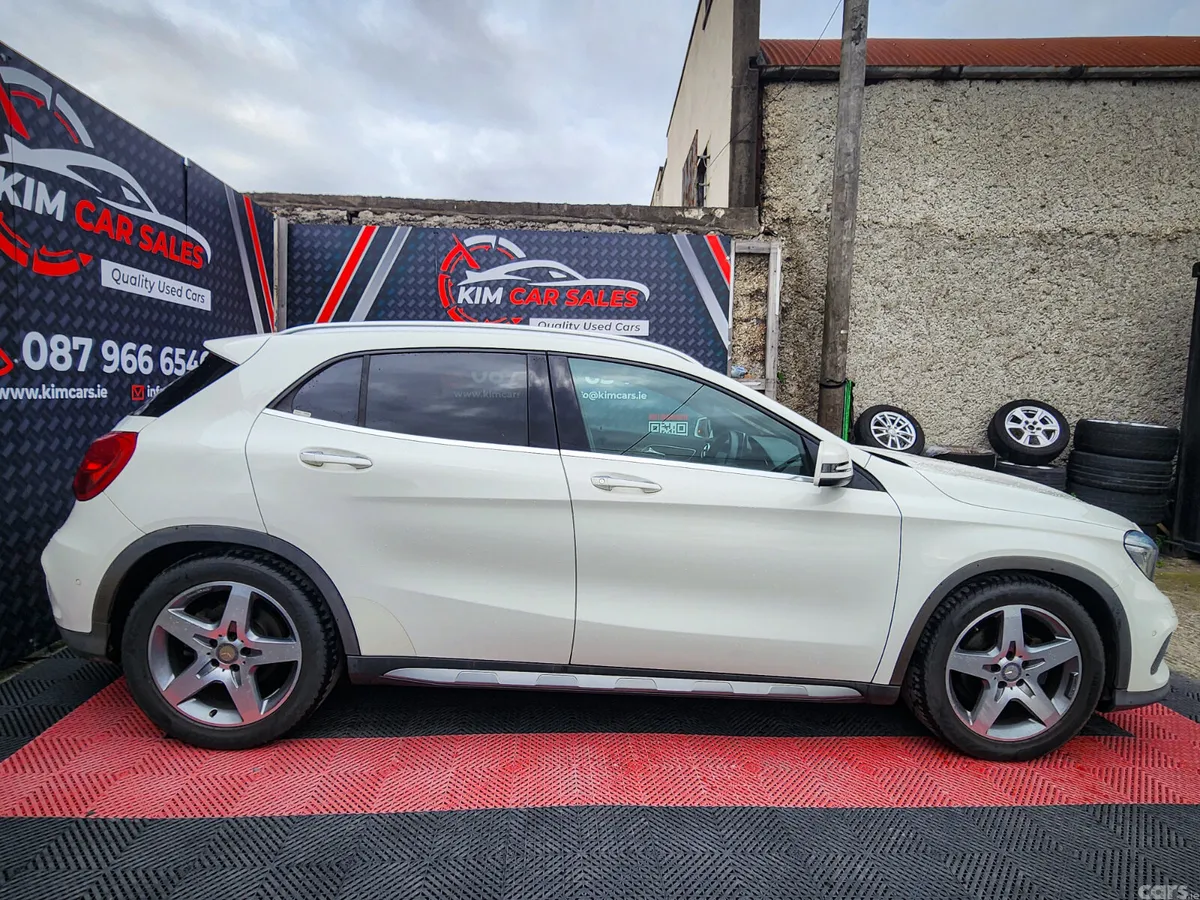 Mercedes-Benz GLA SUV, Petrol, 2016, White
