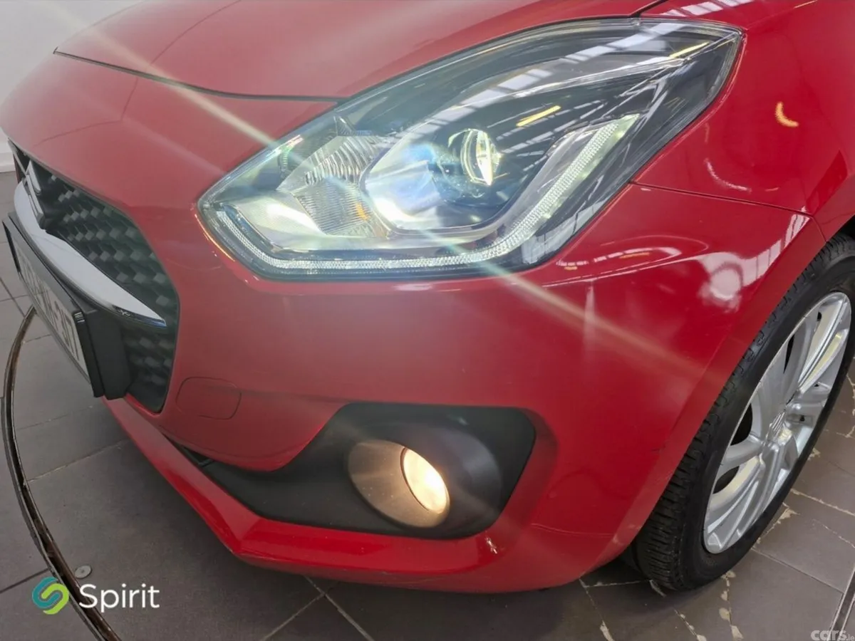 Suzuki Swift Hatchback, Petrol, 2023, Red