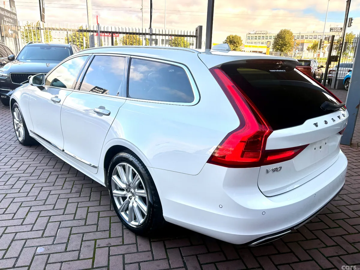 Volvo V90 Estate, Diesel, 2020, White