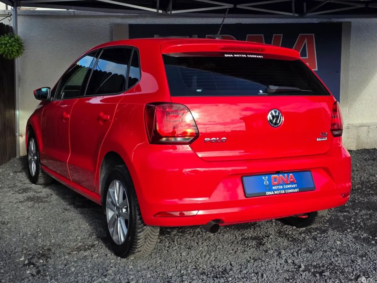 Volkswagen Polo Hatchback, Petrol, 2017, Red