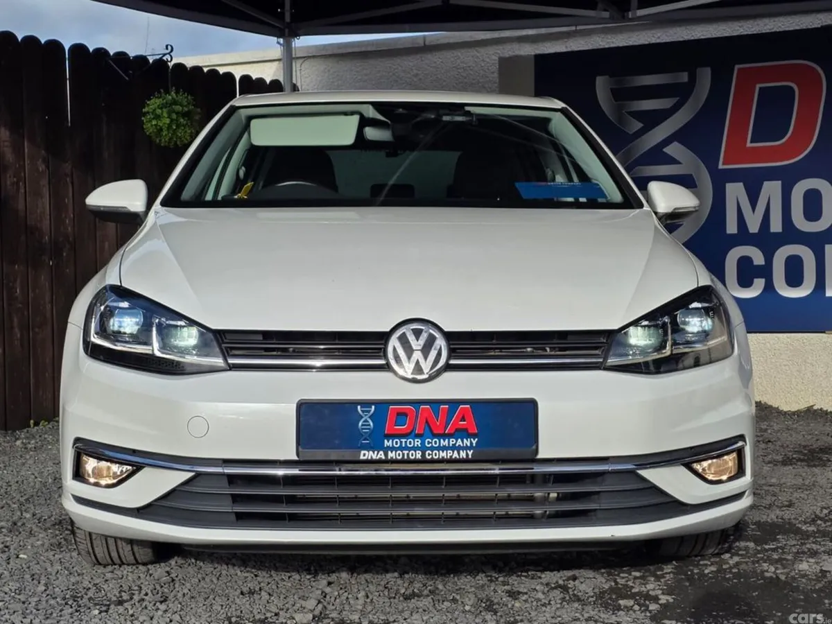 Volkswagen Golf Hatchback, Petrol, 2019, White