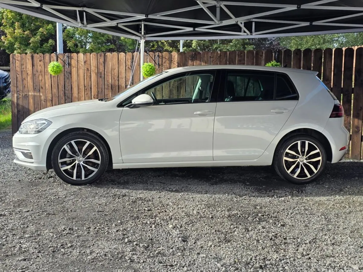 Volkswagen Golf Hatchback, Petrol, 2019, White