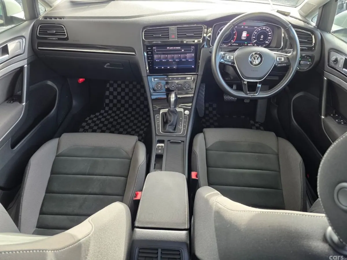 Volkswagen Golf Hatchback, Petrol, 2019, White