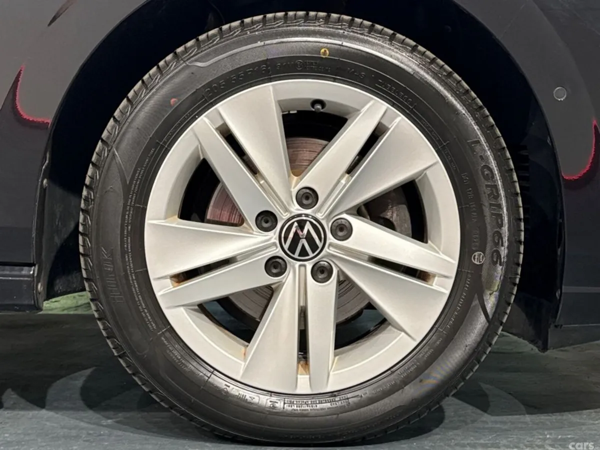 Volkswagen Golf Hatchback, Petrol, 2021, Black