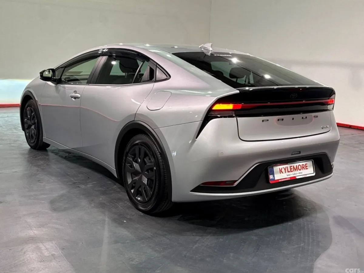 Toyota Prius Hatchback, Petrol Hybrid, 2024, Silver