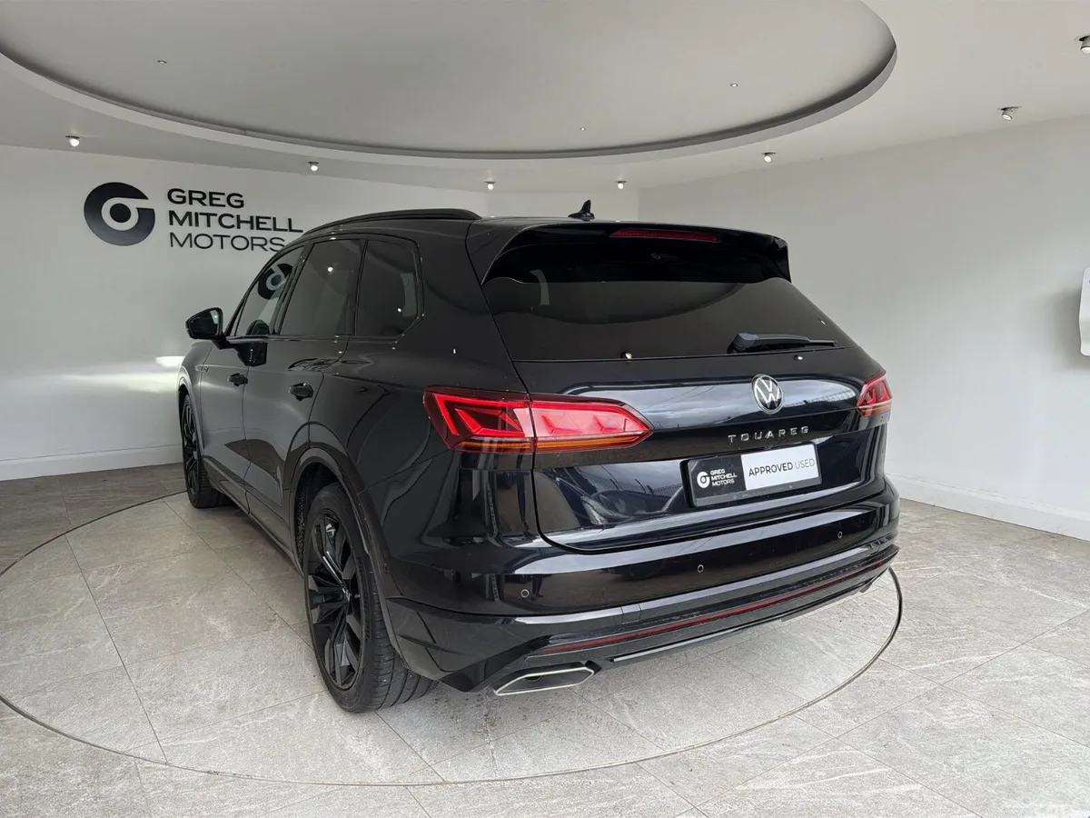 Volkswagen Touareg SUV, Diesel, 2022, Black