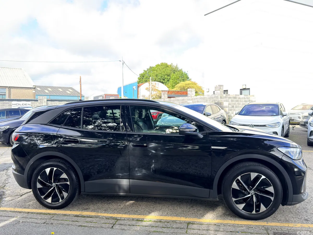 Volkswagen ID.4 Estate, Electric, 2023, Black