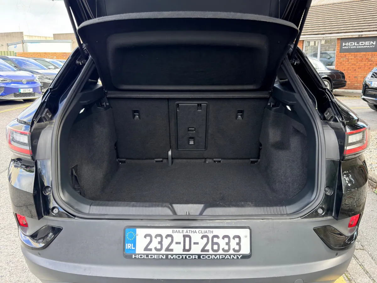 Volkswagen ID.4 Estate, Electric, 2023, Black