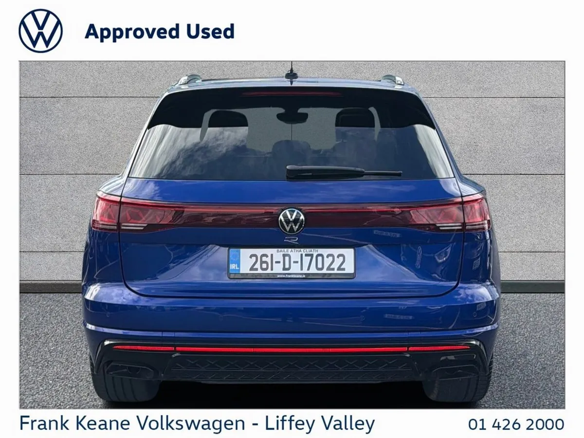 Volkswagen Touareg SUV, Petrol Plug-in Hybrid, 2026, Blue