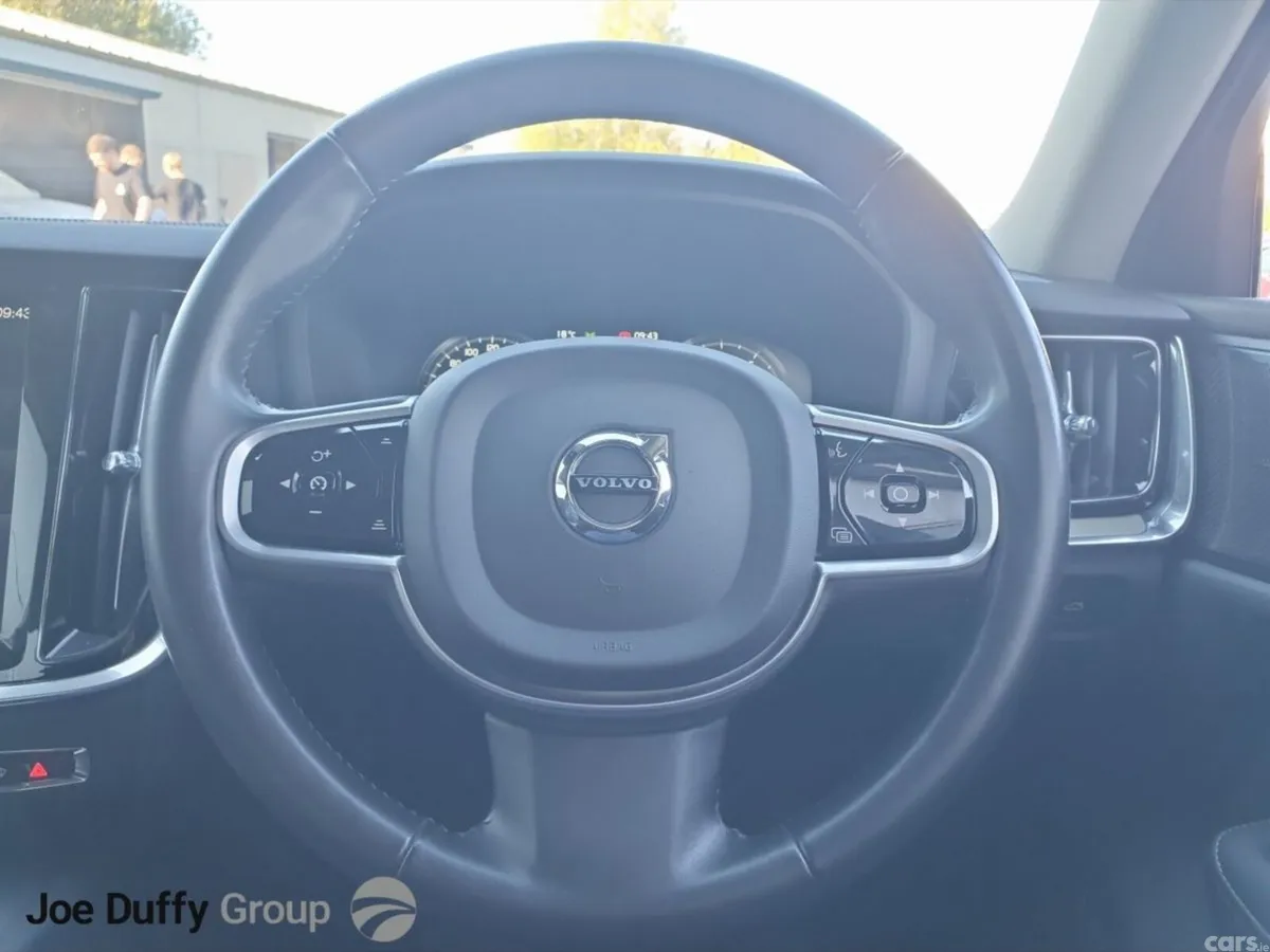 Volvo S60 Saloon, Petrol, 2021, Orange