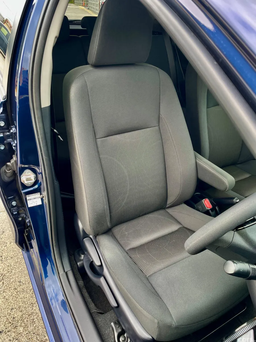 Toyota Aqua Hatchback, Petrol Hybrid, 2019, Blue