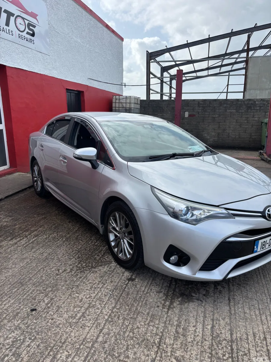 Toyota Avensis Saloon, Diesel, 2018, Silver