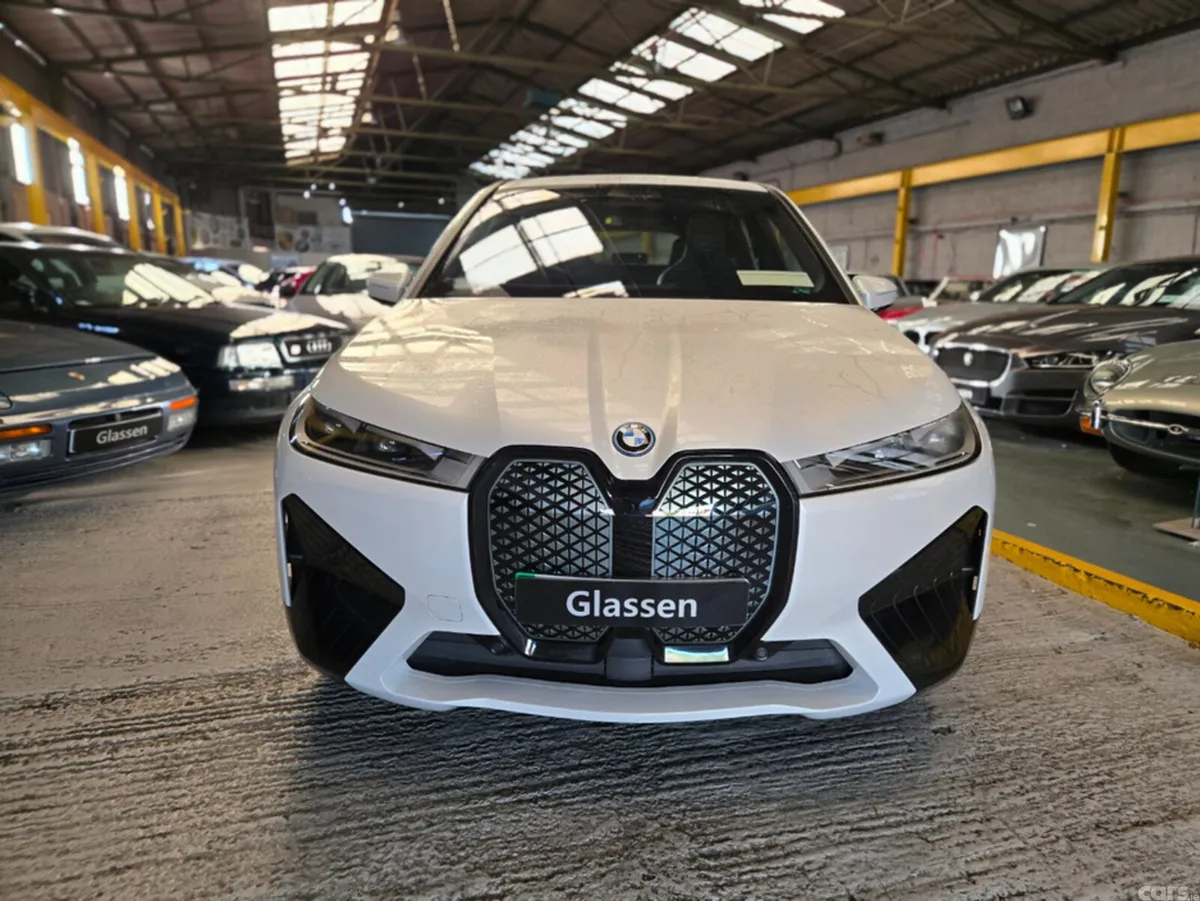 BMW iX Estate, Electric, 2023, White
