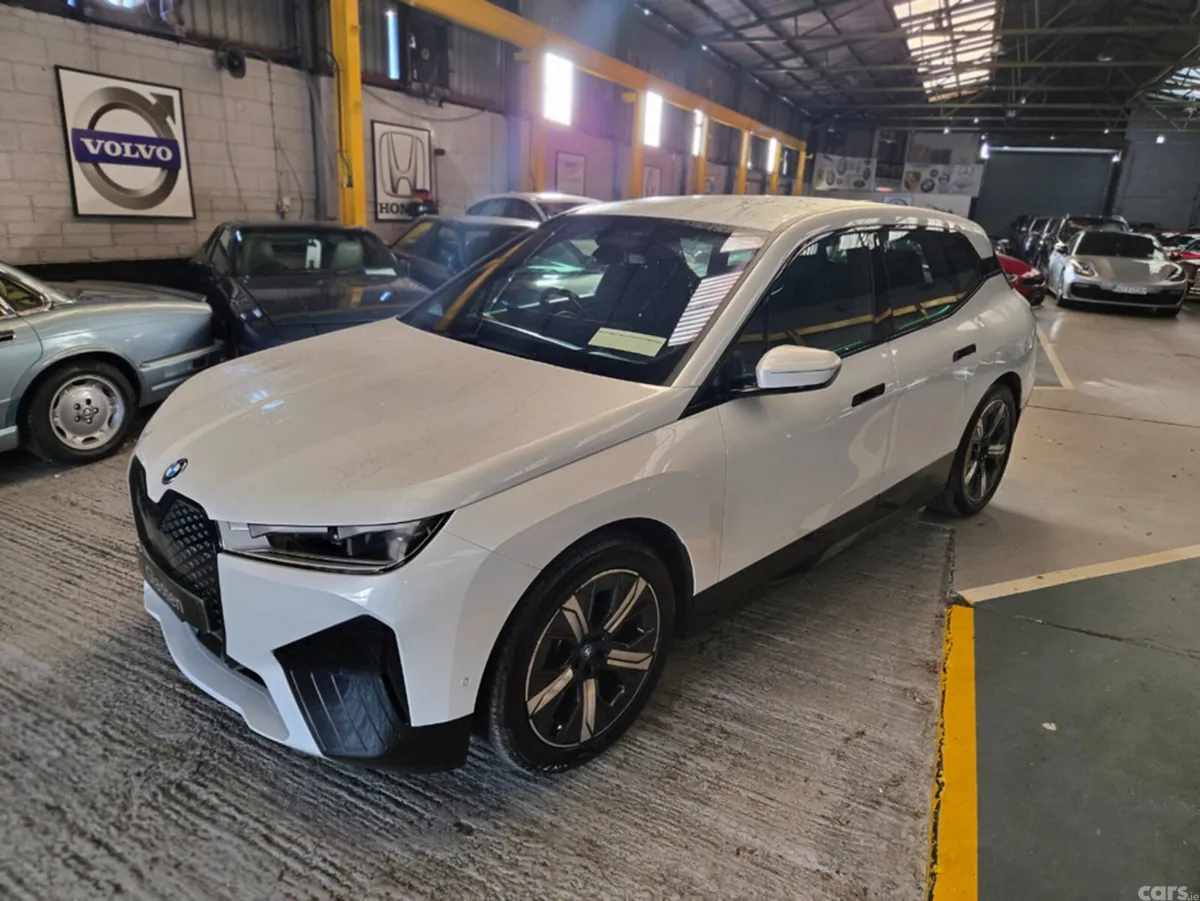 BMW iX Estate, Electric, 2023, White