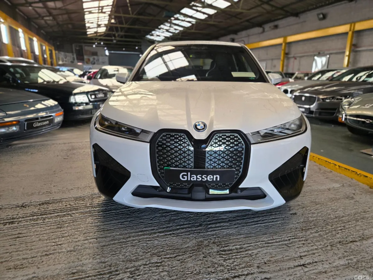 BMW iX Estate, Electric, 2023, White