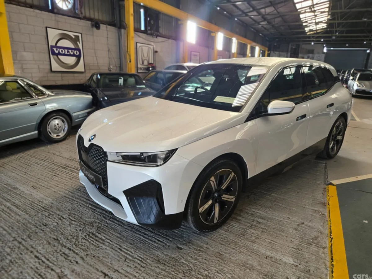 BMW iX Estate, Electric, 2023, White