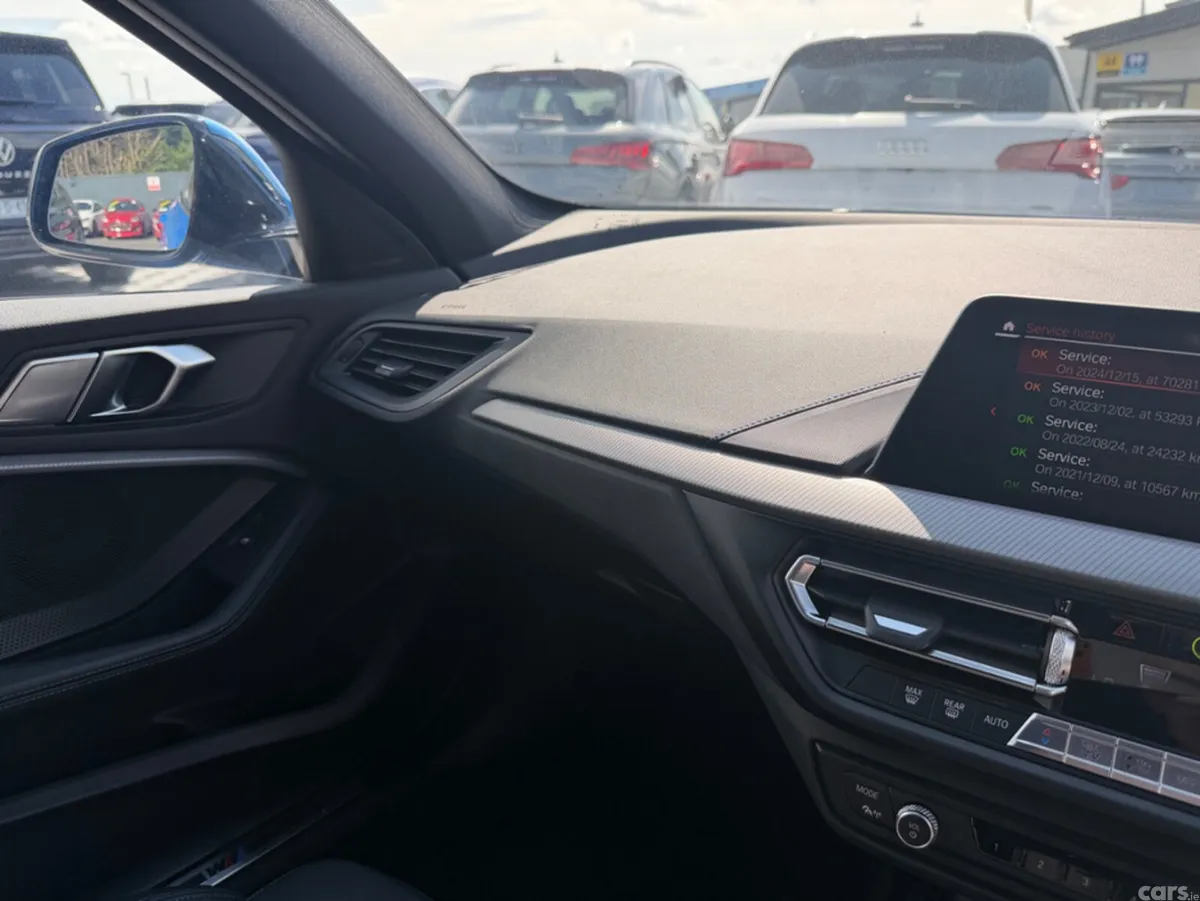BMW 1-Series Hatchback, Petrol, 2019, Blue