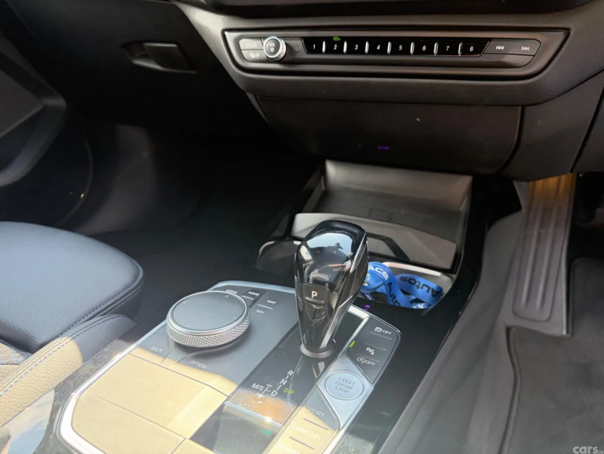 BMW 1-Series Hatchback, Petrol, 2019, Blue
