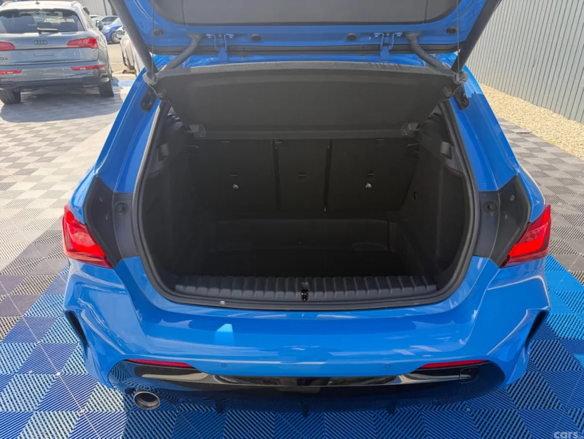 BMW 1-Series Hatchback, Petrol, 2019, Blue