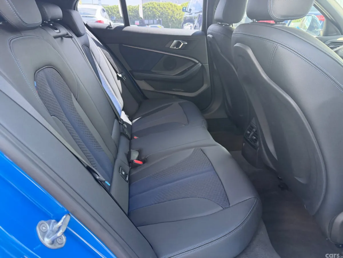 BMW 1-Series Hatchback, Petrol, 2019, Blue