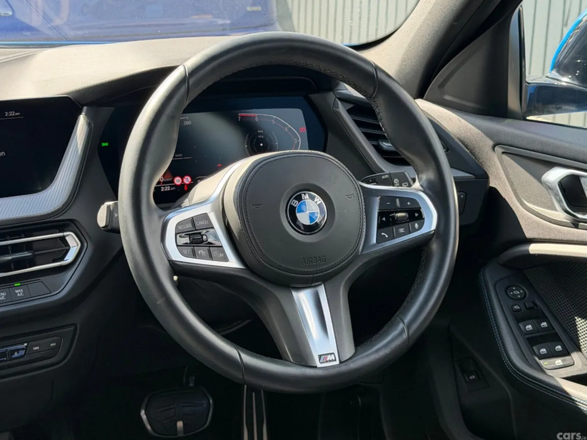 BMW 1-Series Hatchback, Petrol, 2019, Blue