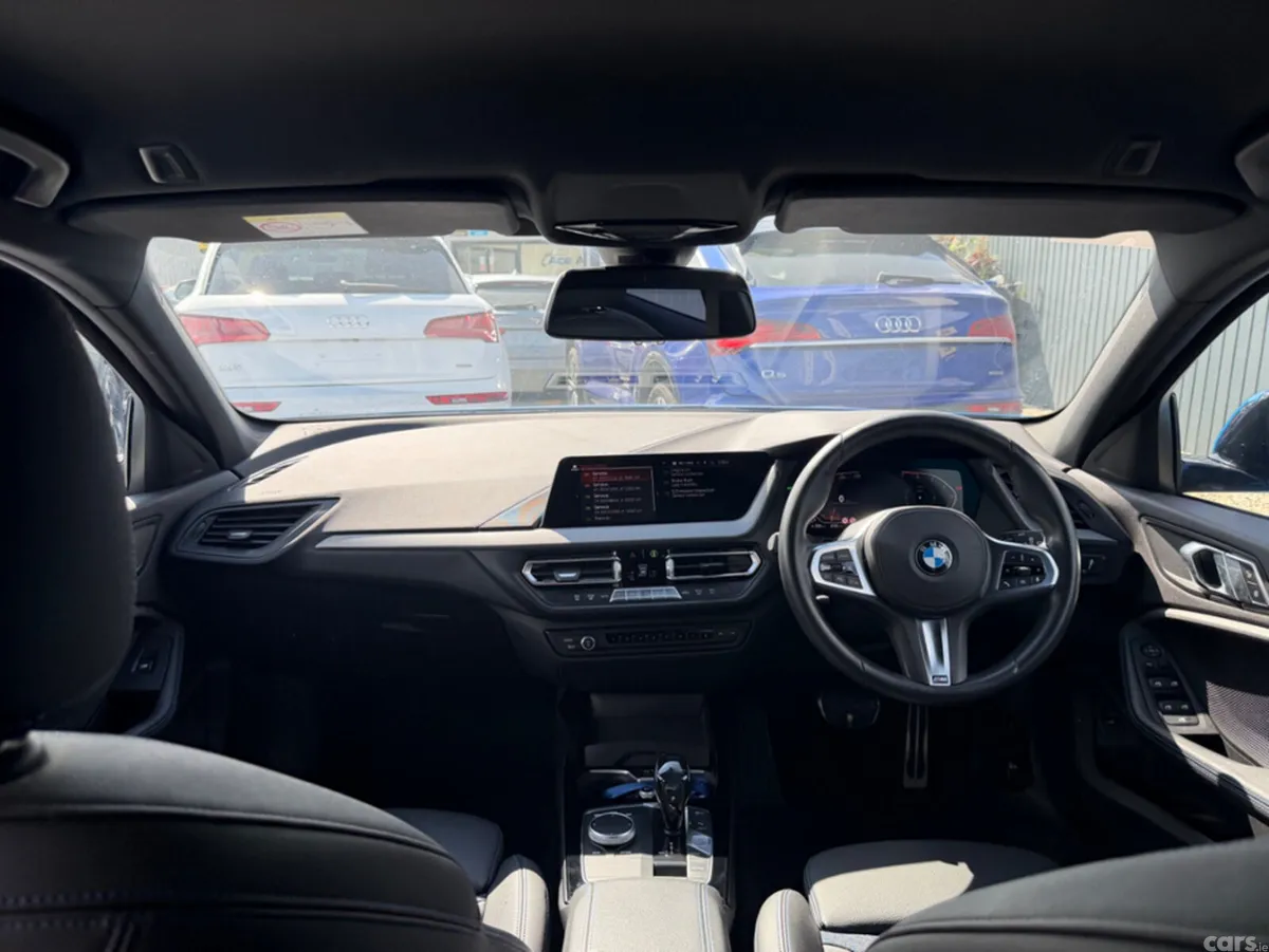 BMW 1-Series Hatchback, Petrol, 2019, Blue