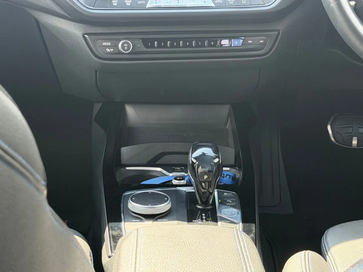 BMW 1-Series Hatchback, Petrol, 2019, Blue